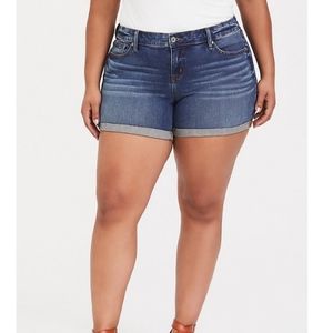 Torrid Jean Shorts, Size 26, Blue medium wash